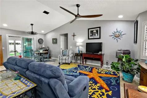 175 9th Court Vero Beach FL 32962