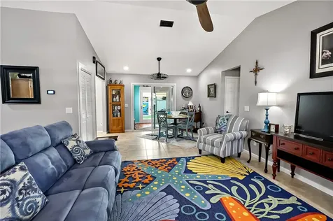 175 9th Court Vero Beach FL 32962