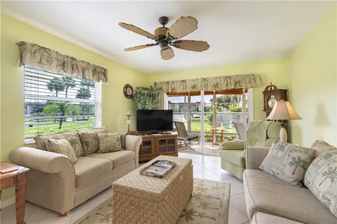 95 Spring Lake Drive Vero Beach FL 32962