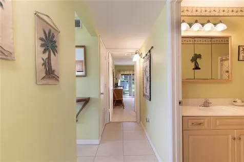 95 Spring Lake Drive Vero Beach FL 32962
