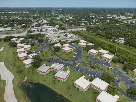 95 Spring Lake Drive Vero Beach FL 32962