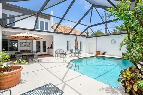 2135 Via Fuentes Vero Beach FL 32963