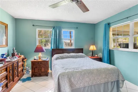 710 Rose Avenue Sebastian FL 32958