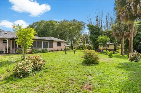 710 Rose Avenue Sebastian FL 32958