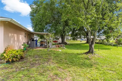 710 Rose Avenue Sebastian FL 32958