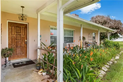 710 Rose Avenue Sebastian FL 32958