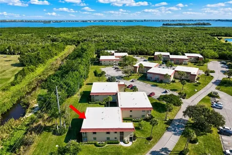 107 Spring Lake Court Vero Beach FL 32962