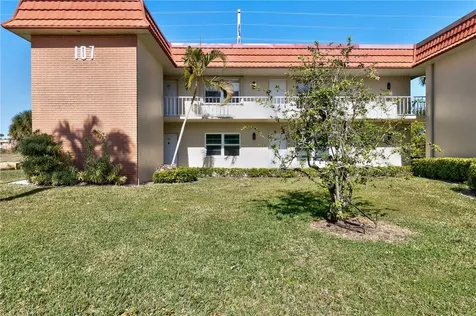 107 Spring Lake Court Vero Beach FL 32962