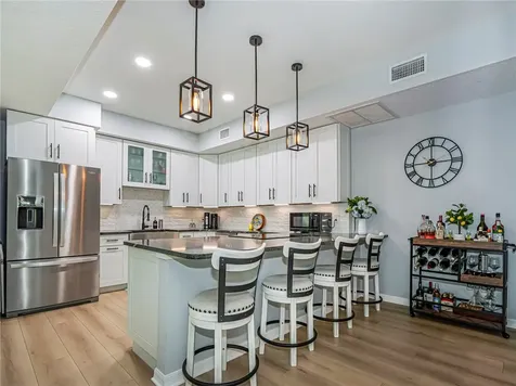 524 7th Square Vero Beach FL 32962