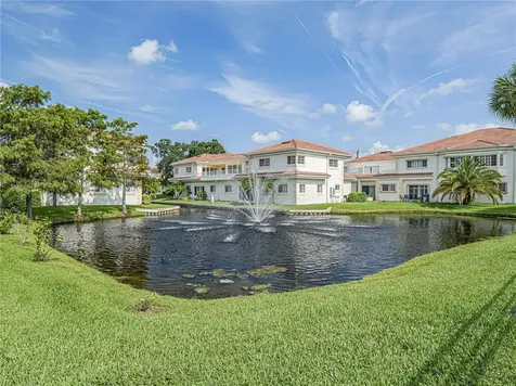 524 7th Square Vero Beach FL 32962