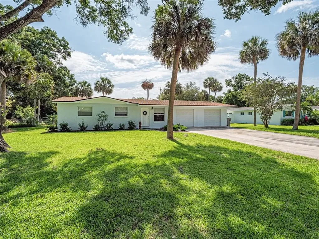 2716 53rd Avenue Vero Beach FL 32966