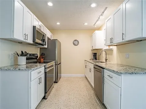 2716 53rd Avenue Vero Beach FL 32966