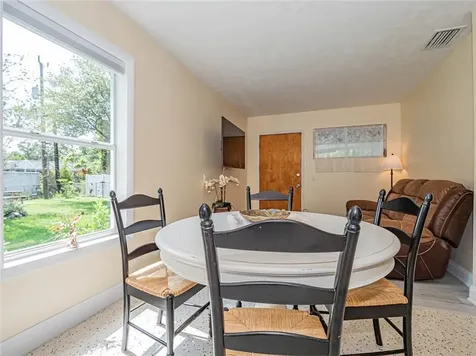 2716 53rd Avenue Vero Beach FL 32966