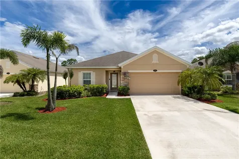 8195 Westfield Circle Vero Beach FL 32966