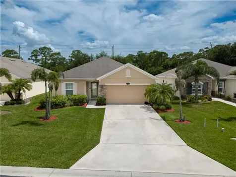 8195 Westfield Circle Vero Beach FL 32966