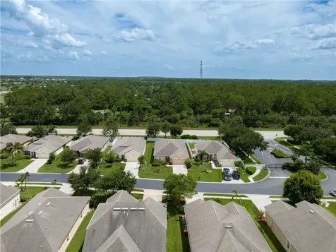 8195 Westfield Circle Vero Beach FL 32966