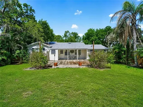 2436 17th Avenue Vero Beach FL 32960
