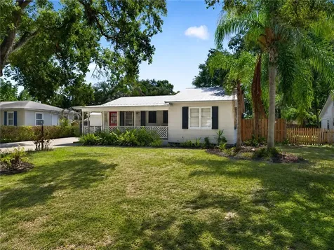 2436 17th Avenue Vero Beach FL 32960