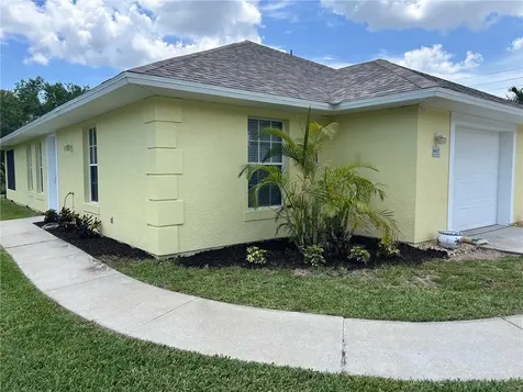 8455 Hart Avenue Sebastian FL 32958