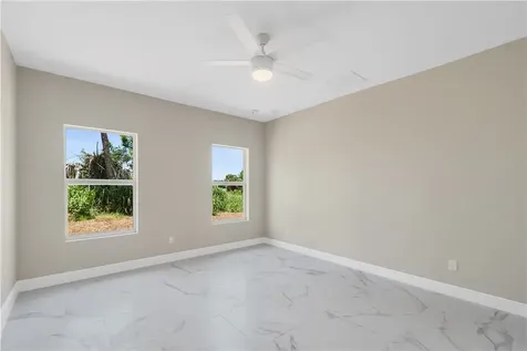920 7th Street Vero Beach FL 32962