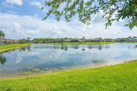 8058 Westfield Circle Vero Beach FL 32966