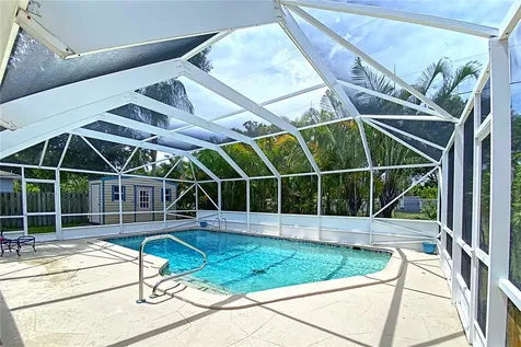 1325 42nd Avenue Vero Beach FL 32960
