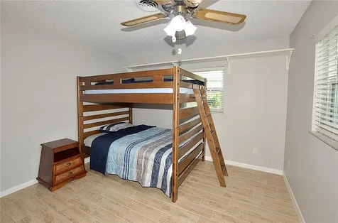 1325 42nd Avenue Vero Beach FL 32960
