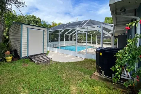 1325 42nd Avenue Vero Beach FL 32960