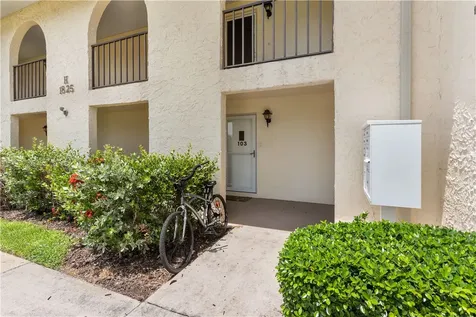 1825 Cobia Drive Vero Beach FL 32960