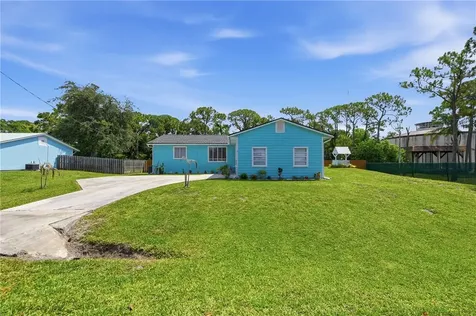 4251 SE Dixie Ross Street Stuart FL 34997