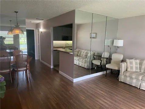 33 Vista Gardens Trail Vero Beach FL 32962