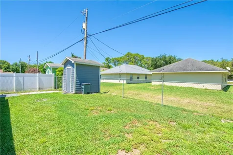 1190 12th Court SW Vero Beach FL 32962