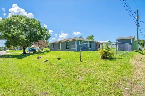 1190 12th Court SW Vero Beach FL 32962