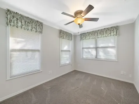 4790 16th Street Vero Beach FL 32966
