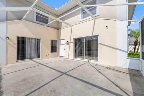 1542 N Lawnwood Circle Fort Pierce FL 34950