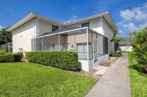 1542 N Lawnwood Circle Fort Pierce FL 34950