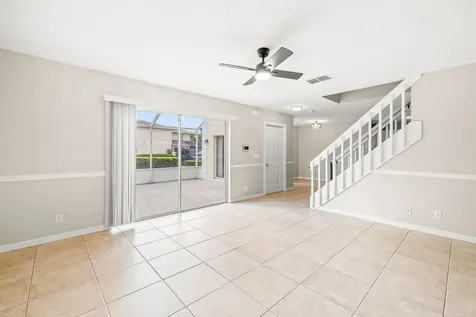 1542 N Lawnwood Circle Fort Pierce FL 34950