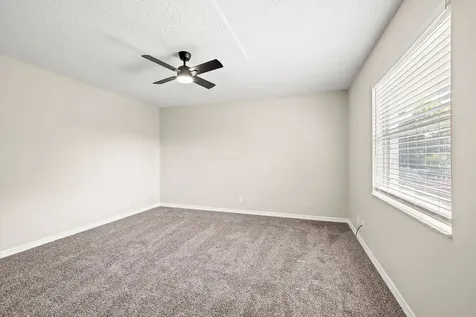 1542 N Lawnwood Circle Fort Pierce FL 34950