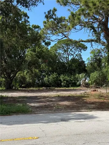 2512 Atlantic Boulevard Vero Beach FL 32960