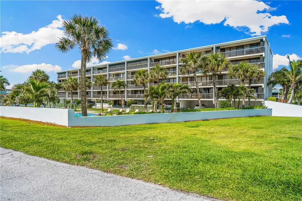 4141 Ocean Drive Vero Beach FL 32963