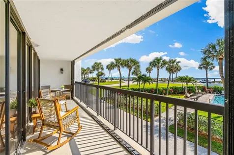 4141 Ocean Drive Vero Beach FL 32963