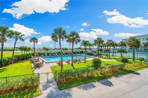 4141 Ocean Drive Vero Beach FL 32963