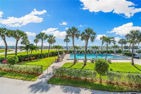 4141 Ocean Drive Vero Beach FL 32963