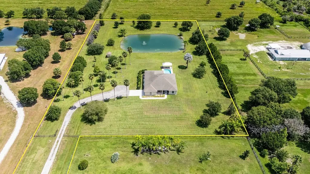 5190 21st Street SW Vero Beach FL 32968