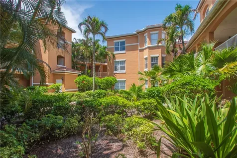 5035 Fairways Circle Vero Beach FL 32967