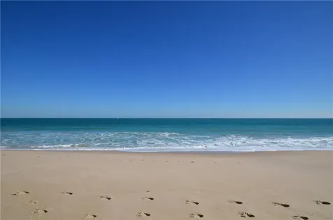 3554 Ocean Drive Vero Beach FL 32963