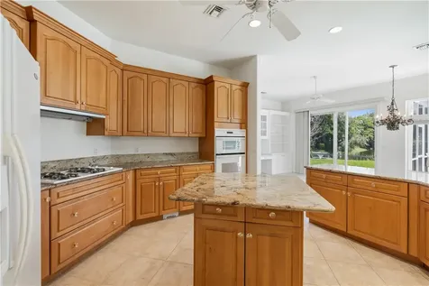 6525 7th Manor Vero Beach FL 32968