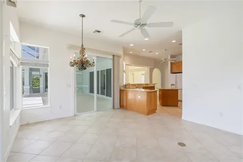 6525 7th Manor Vero Beach FL 32968