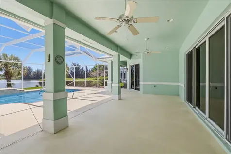 6525 7th Manor Vero Beach FL 32968
