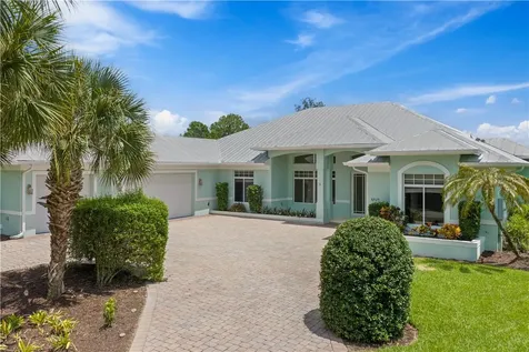 6525 7th Manor Vero Beach FL 32968
